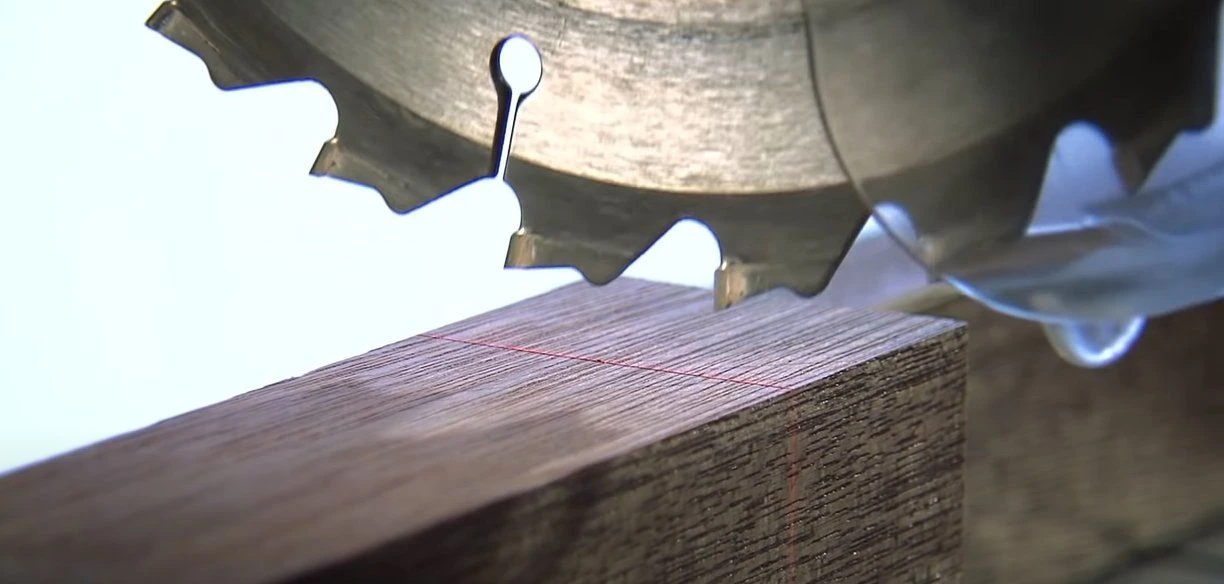 Makita LS0714FLB Afkortzaag Met Laser - 1010W - 190 X 20mm - LS0714FLB 5 Makita LS0714FLB Afkortzaag Met Laser - 1010W - 190 X 20mm - LS0714FLB - Afbeelding 3