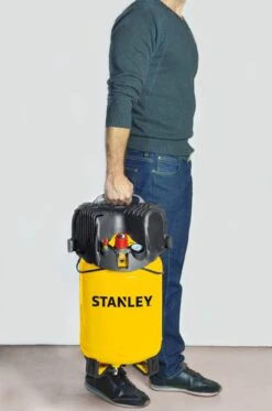 Stanley 8117190STN598 D200/10/24V Compressor - Olievrij - 10bar - 1100W -Metabo Winkel 38dad67ce47d7e40df93f6081ce3e7e8