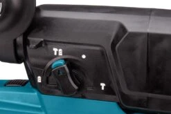 Makita HR2652J SDS-Plus Boorhamer Incl. Stofafzuiging In Mbox- 800W - 2,2J 17 Makita HR2652J SDS-Plus Boorhamer Incl. Stofafzuiging In Mbox- 800W - 2,2J -Metabo Winkel 4558aaa0de8ffcd5ff764c711b240884