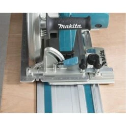 Makita HS0600 Cirkelzaag - 2000W - 270mm -Metabo Winkel 8b838218acdfc773c64006fd452403ac