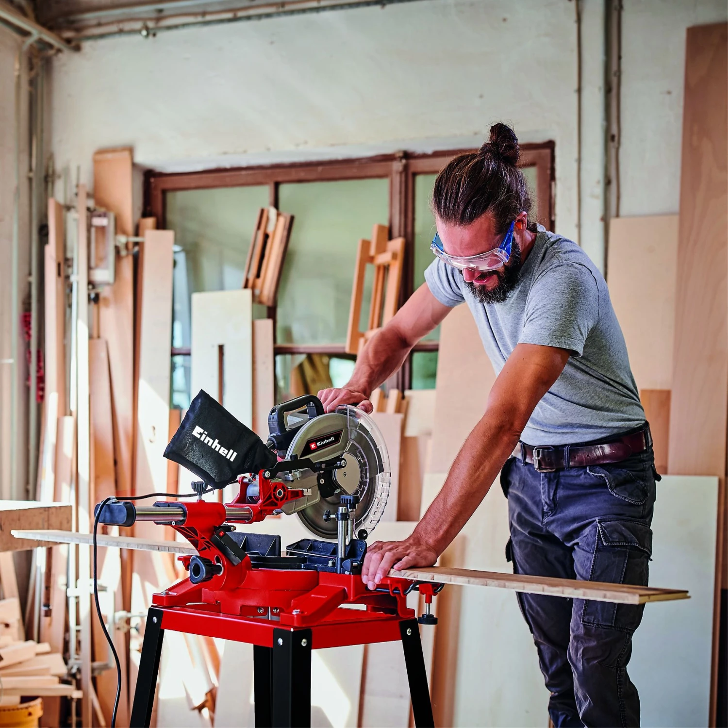 Einhell TC-SM 2531/2 U Radiaal Afkort En Verstekzaag - 1900W - 254 X 30 Mm 7 Einhell TC-SM 2531/2 U Radiaal Afkort En Verstekzaag - 1900W - 254 X 30 Mm - Afbeelding 5