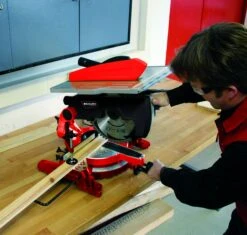 Einhell TC-MS 3017 T Afkort-/ Tafelzaagmachine - 2000W - 305 X 30mm 14 Einhell TC-MS 3017 T Afkort-/ Tafelzaagmachine - 2000W - 305 X 30mm -Metabo Winkel fc560ddb870d4e6d506a36f2082dc392